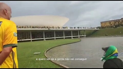 Milhões em Brasília entrando no congresso