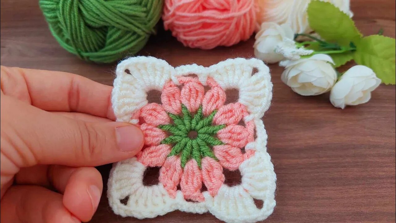 📌How to crochet very nice flower block motif perfect for blanket