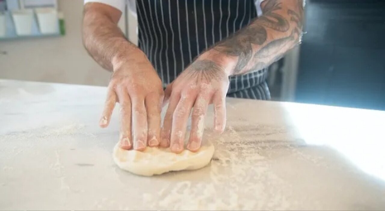 How to make southern biscuits and gravy