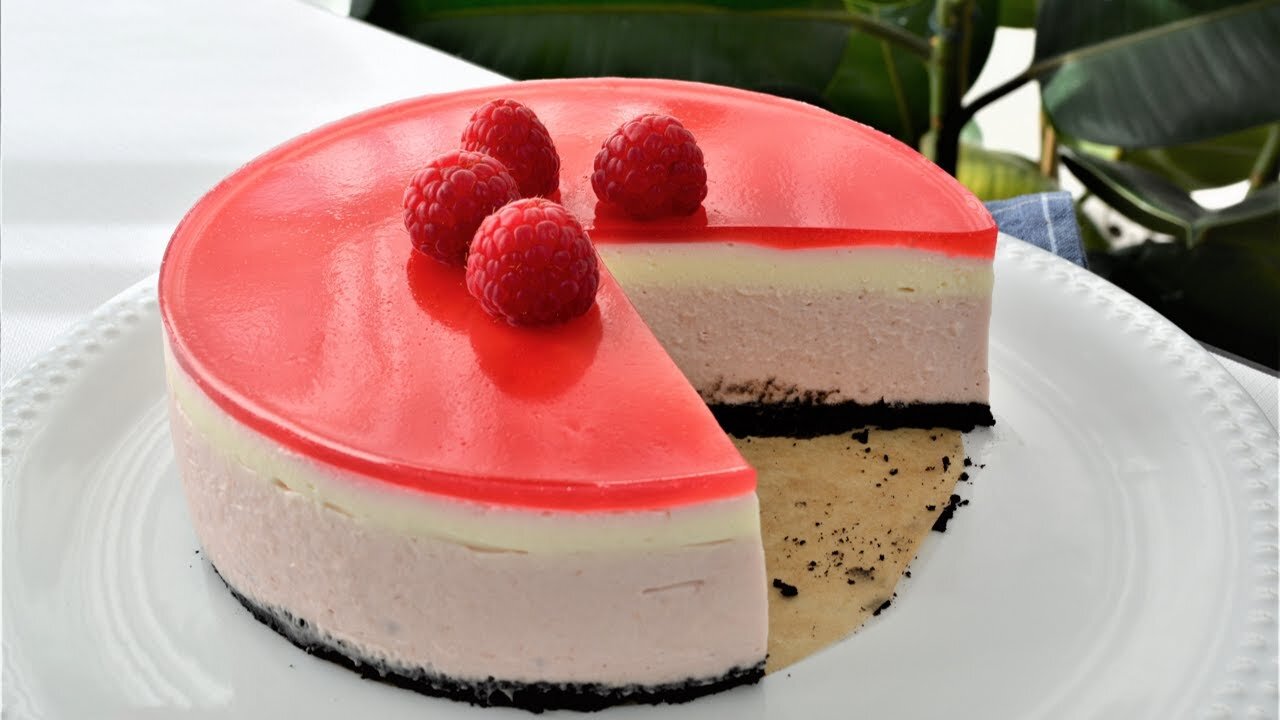 Raspberry Cheesecake (No Bake) And Yammy.