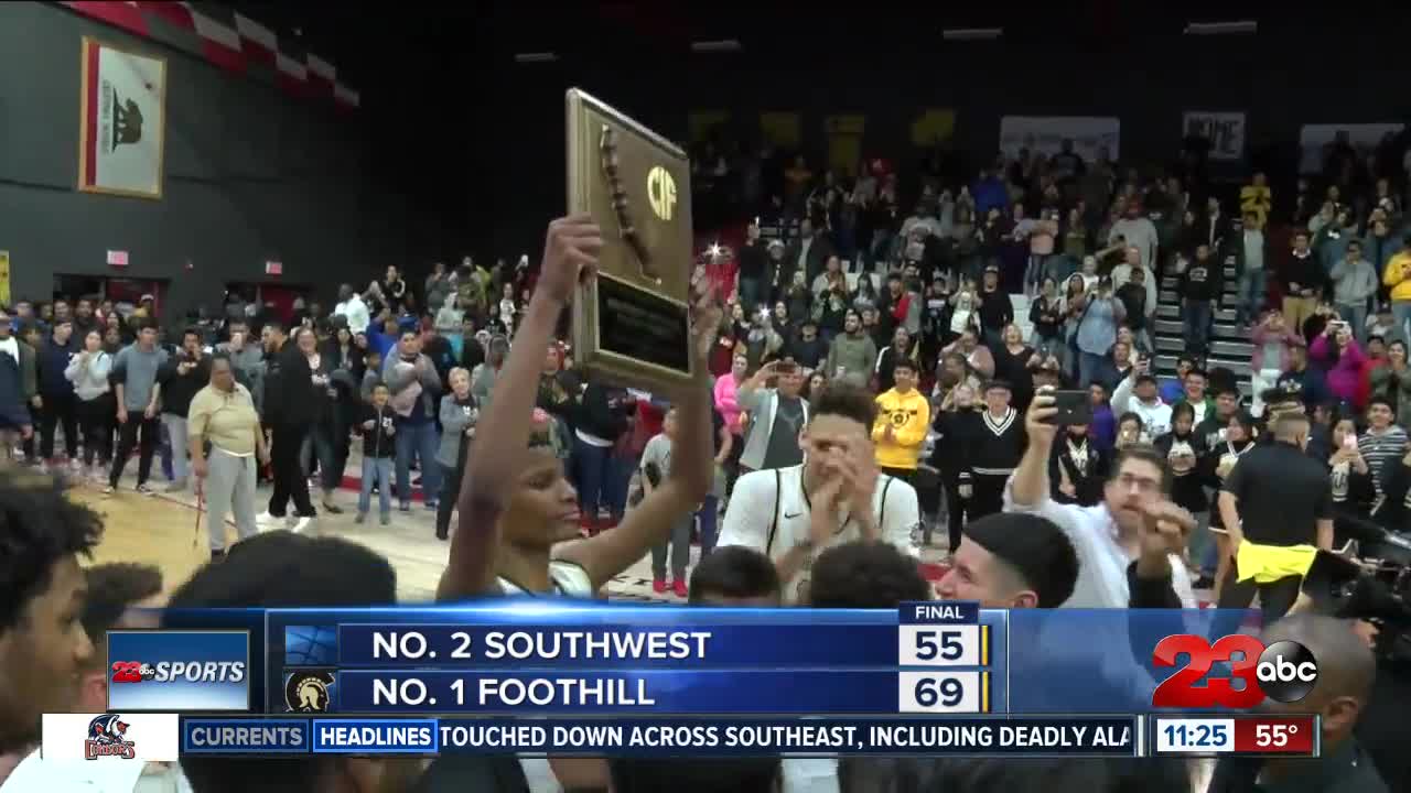 Two local basketball teams making history in Regional Finals