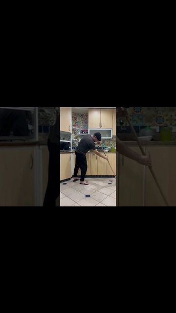 Astrônomo é DESCOBERTO varrendo o chão! #Shorts