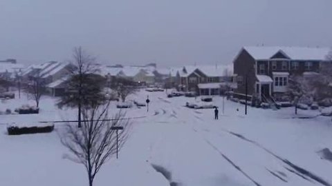 Snowstorm leaves North Carolina blanketed in snow