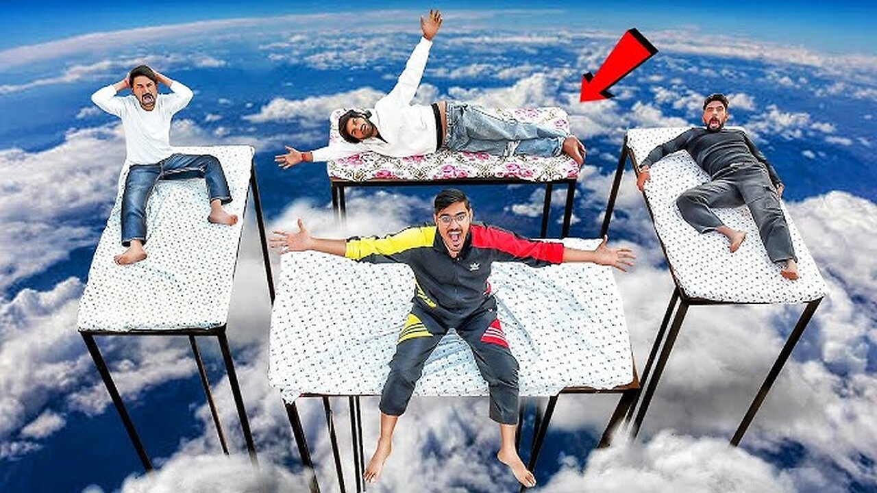 Living on World's Highest Bed For 24 Hours Challenge | क्या हम इसपे 24 घंटे बिता पाएंगे?