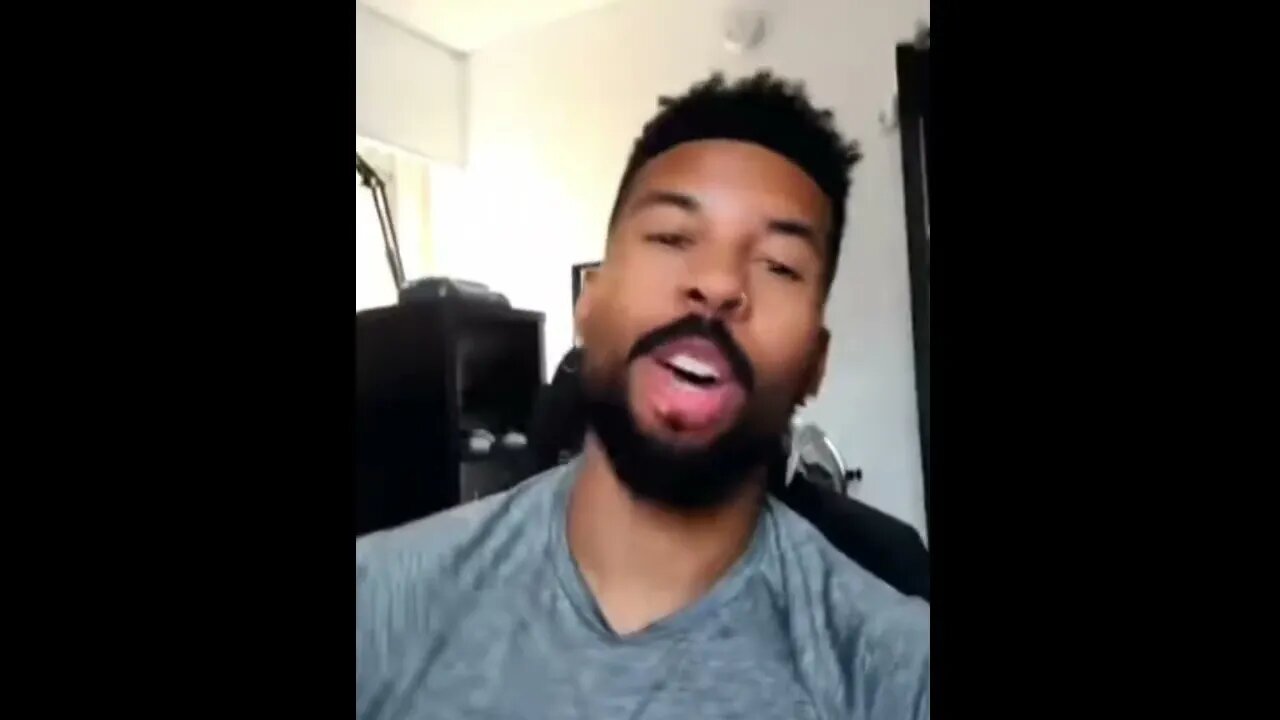 TikTok Boomer Flaunts Fake Beard