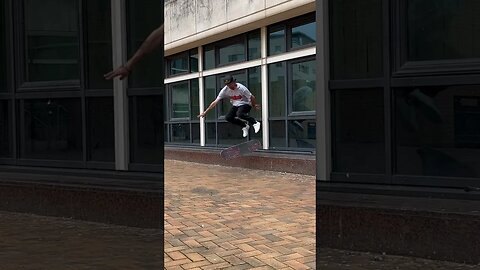 finally got a dreamtrick #dreamtrick hardlfip backtail #hardflip #backtail ​#shorts #skateboarding