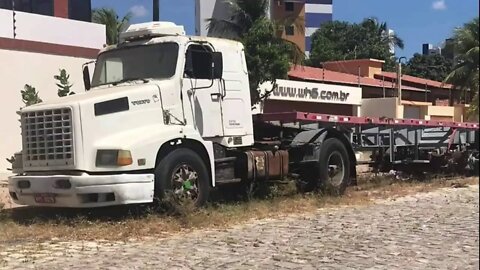 Caminhões Abandonados Parte 26