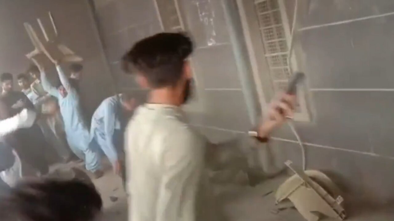 Angry Pakistanis Attack and Destroy K-Electric Offices