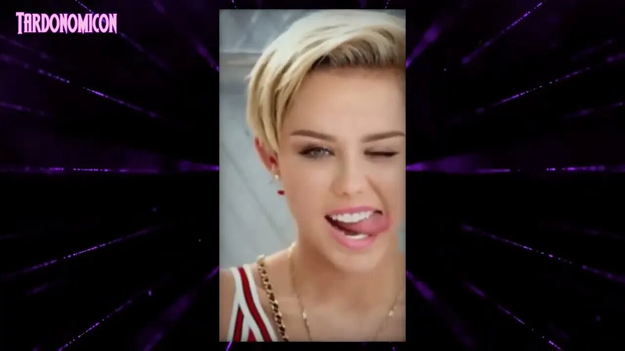 2022 09 12 1 I look exactly like Miley twins ￼