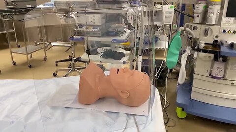 UNMC intubation shield