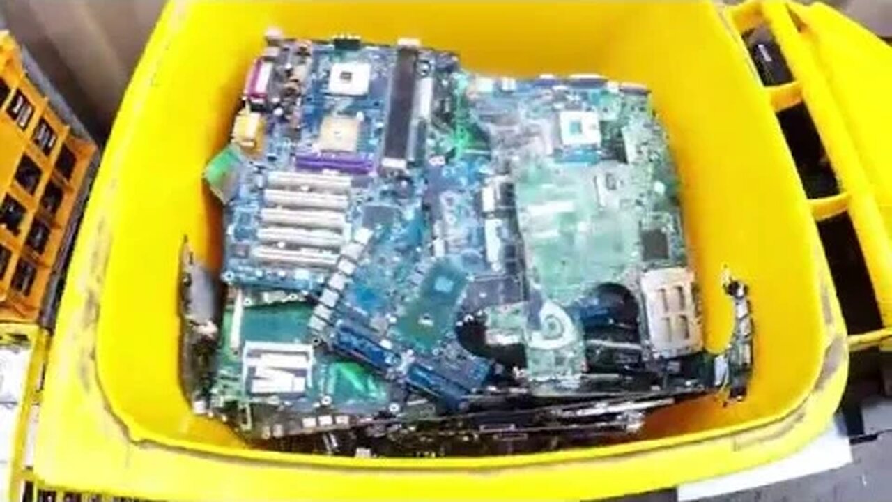Taking Boards to my E-Waste Buyer