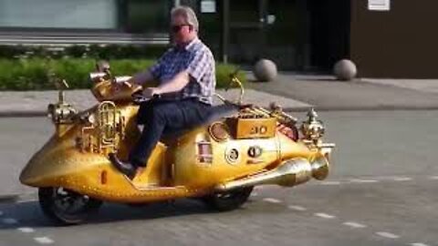 YELLOW SUBMARINE MOTORCYCLE