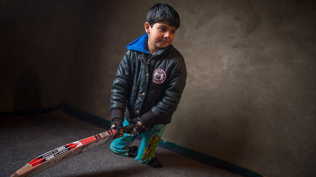 Legless Boy Dreams Of Becoming A Cricketer