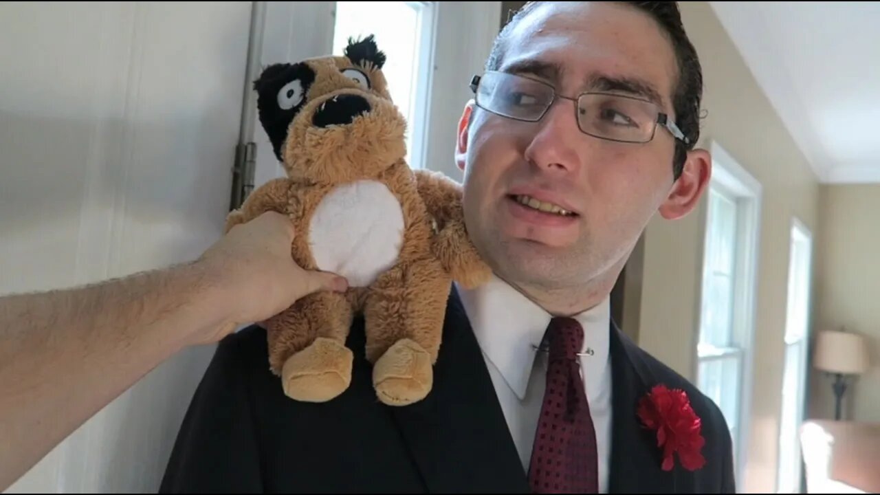 THOMAS SCARED OF STUFFED ANIMALS?! || QUINCY CAN'T CONTROL HIS HAPPINESS!