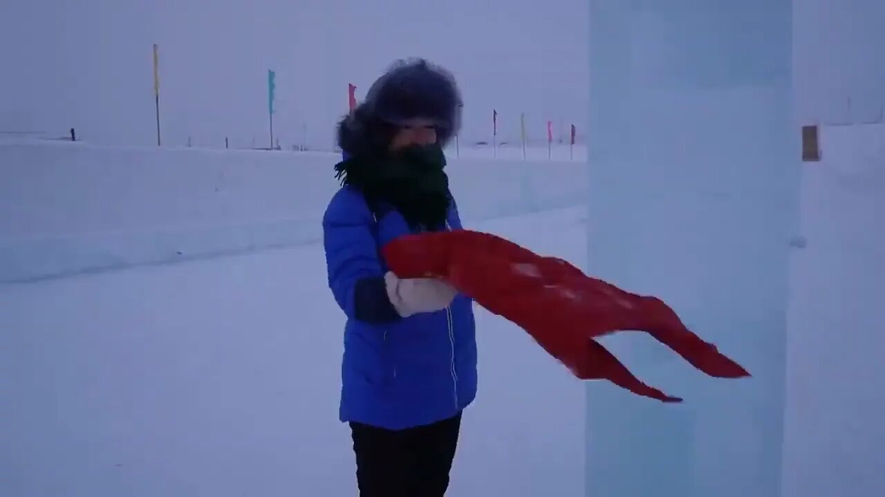 COLDEST PLACE on Earth (-71°C, -96°F) Why people live here? | Oymyakon, Russia