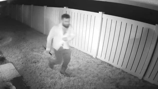 Largo detectives need help identifying knife-wielding burglary suspect