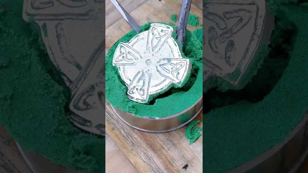Amazing DIY Sand Casting - Silver Celtic Cross