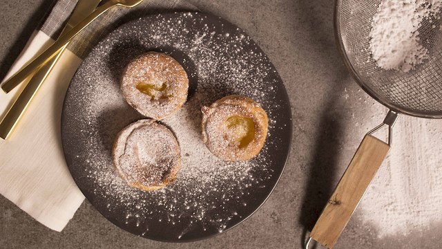 John Whaite's 5-ingredient apple custard tarts