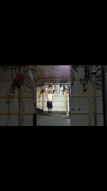 Hanging Leg Raises x15 #exercise #abdominalexercise #abdominal #abdominaltraining #lowerabsworkout