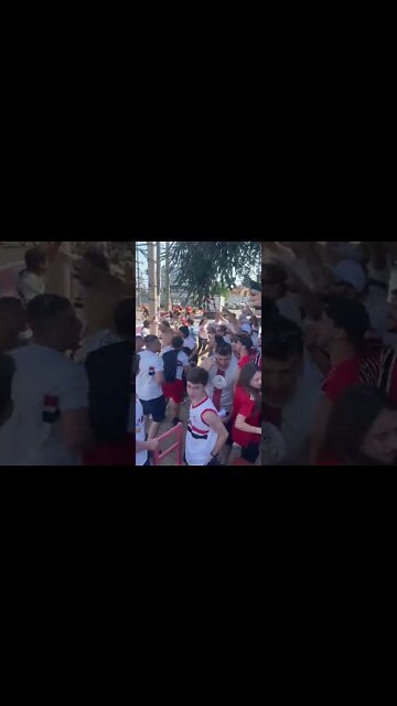 Torcida do São Paulo cantando em Córdoba antes da final da Sulmericana