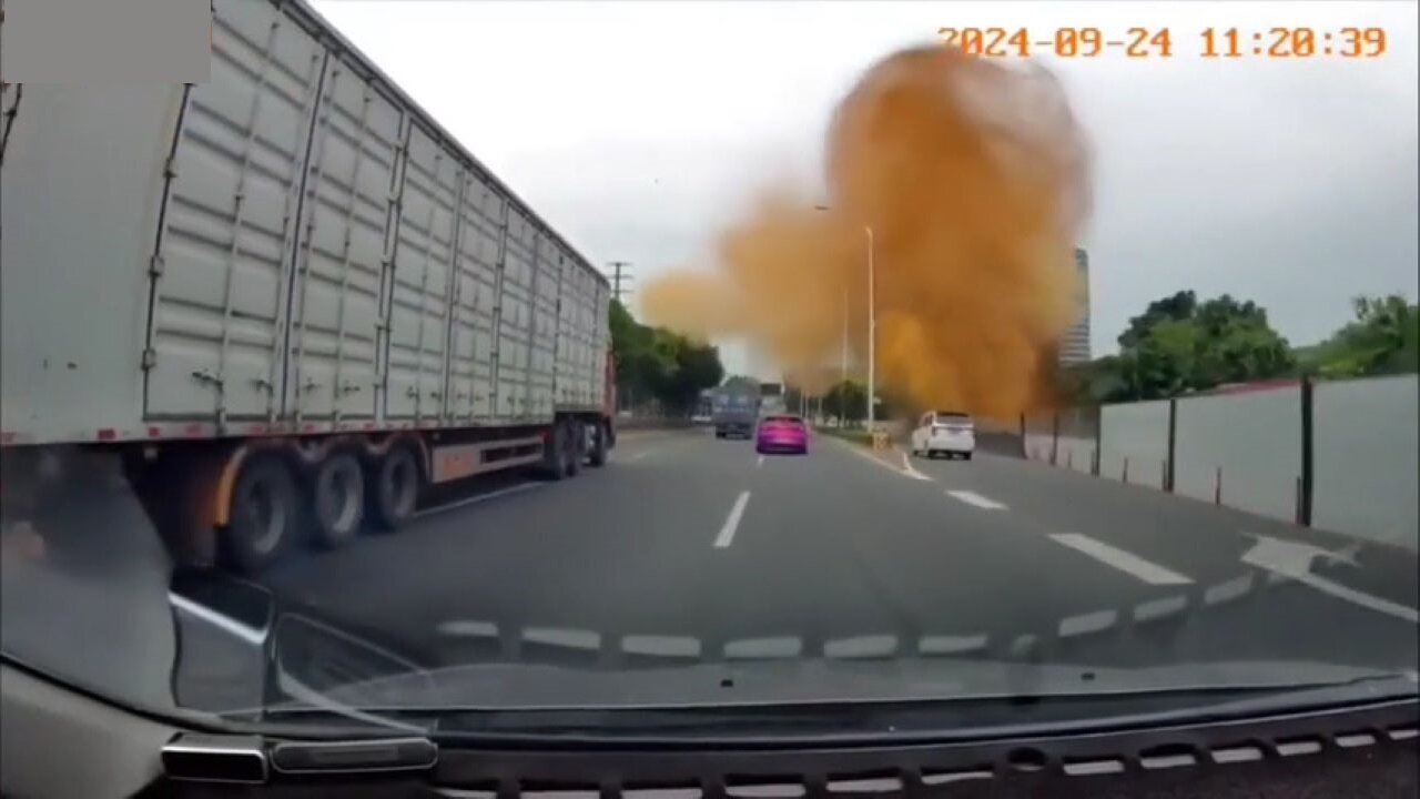 These People Driving Down The Highway Are Now Having A Crappy Day