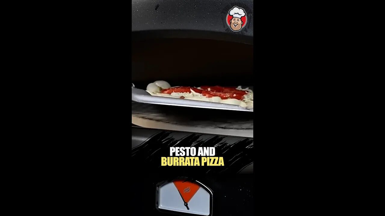 Making Pesto and Burrata Pizza Blackstone Pizza Oven #hungryhussey #recipe #blackstone #food #shorts