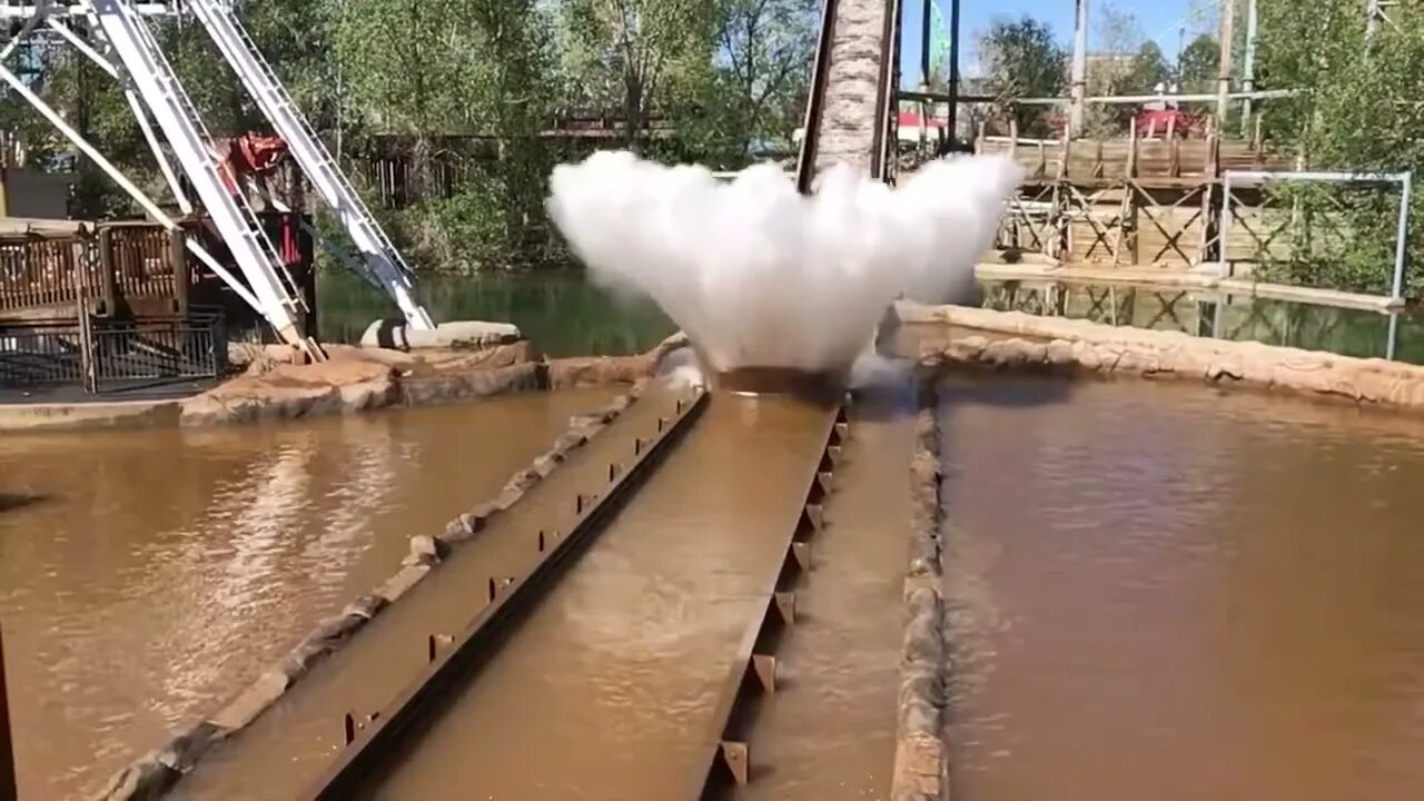 Elitch Gardens Denver - Ship Wreck Falls - Slow Motion 240FPS