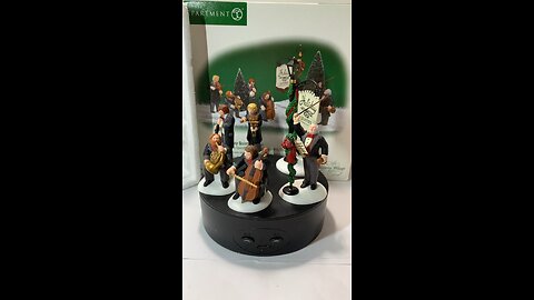 Stop & Shop! Department 56 - Dickens Village: Christmas Village Pieces - Holiday Quintet - Complete