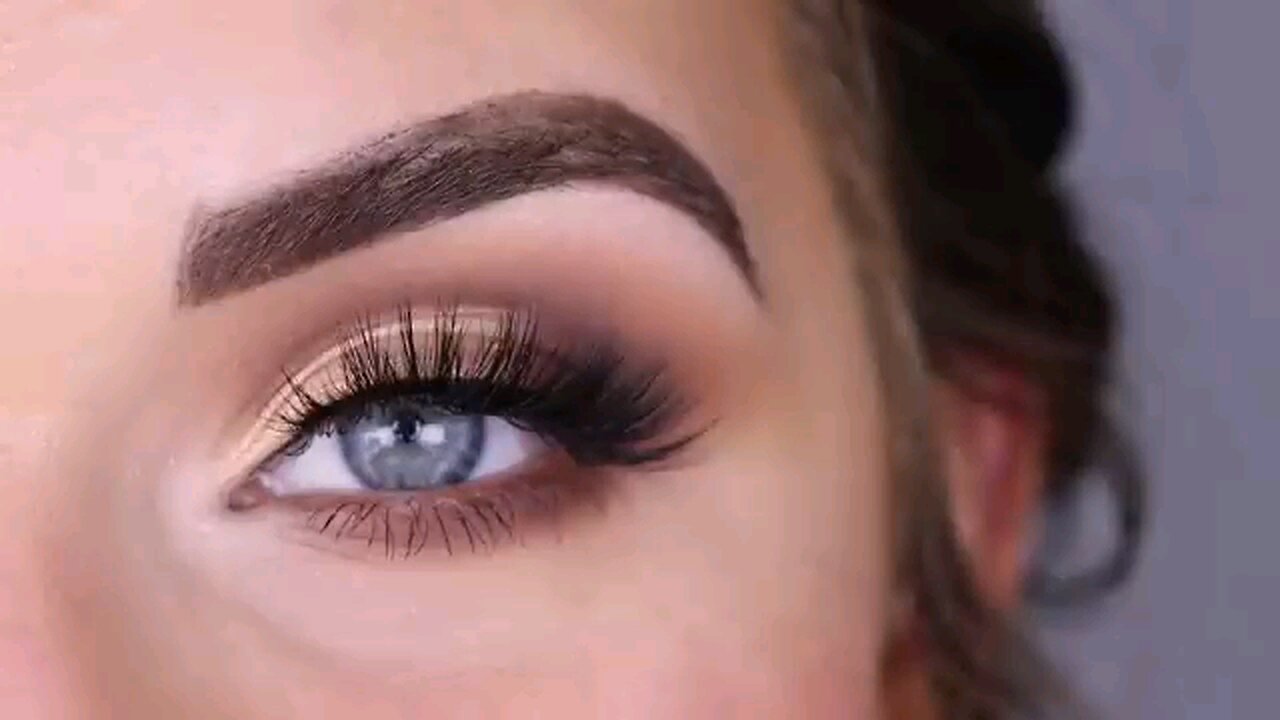 Makeup eyes