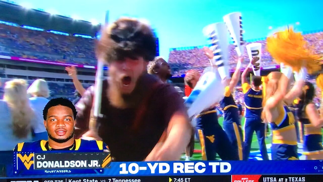 Mountaineers RB #4 C.J. Donaldson Jr. TD 🏈10yds