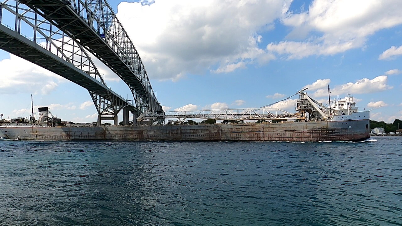 Cuyahoga 603ft 184m Bulk Carrier Cargo Ship In Great Lakes