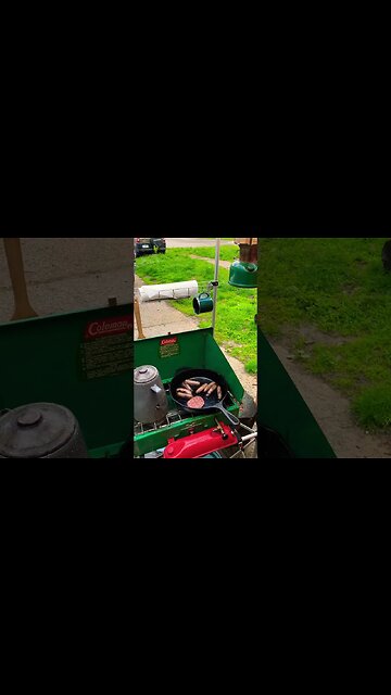 Breakfast time #castironcooking