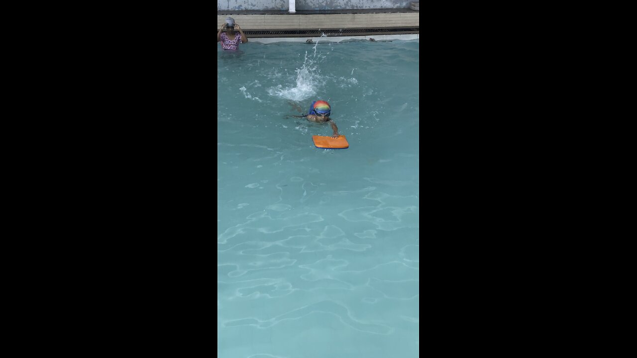 kids swimming time