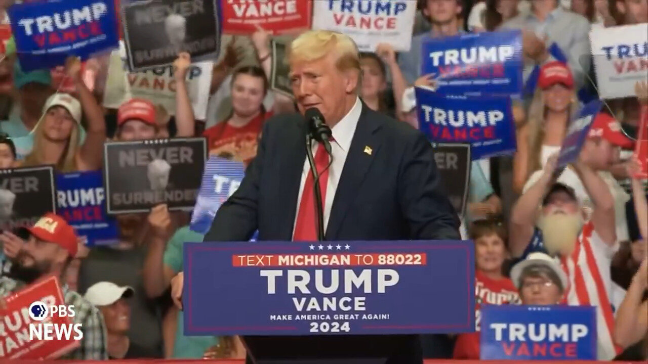 Donald Trump Brings The House Down In Michigan With ONE LINE About Democracy