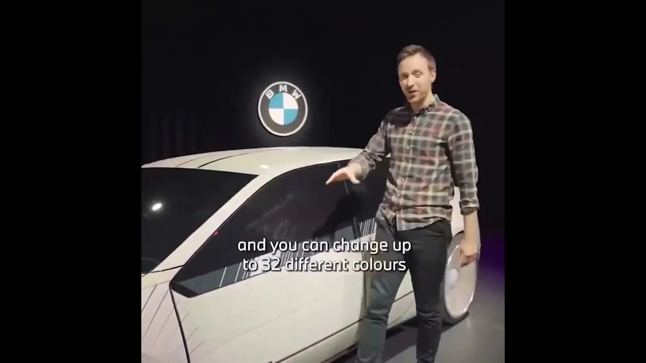 ⚡️BMW introduced the futuristic i Vision Dee sedan, the body of which can change up to 32 colors.