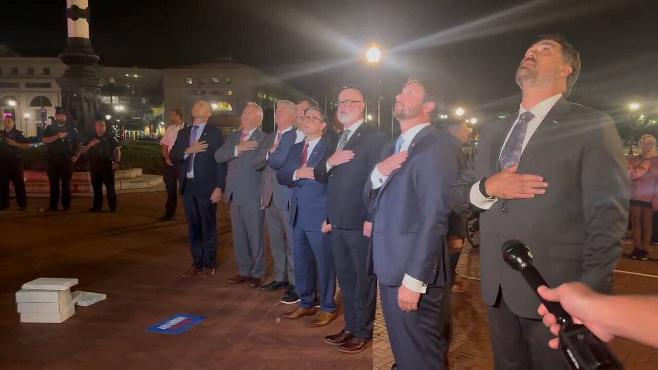 GOP Lawmakers Raised New American Flags At Union Station Last Night, Recited Pledge Of Allegiance