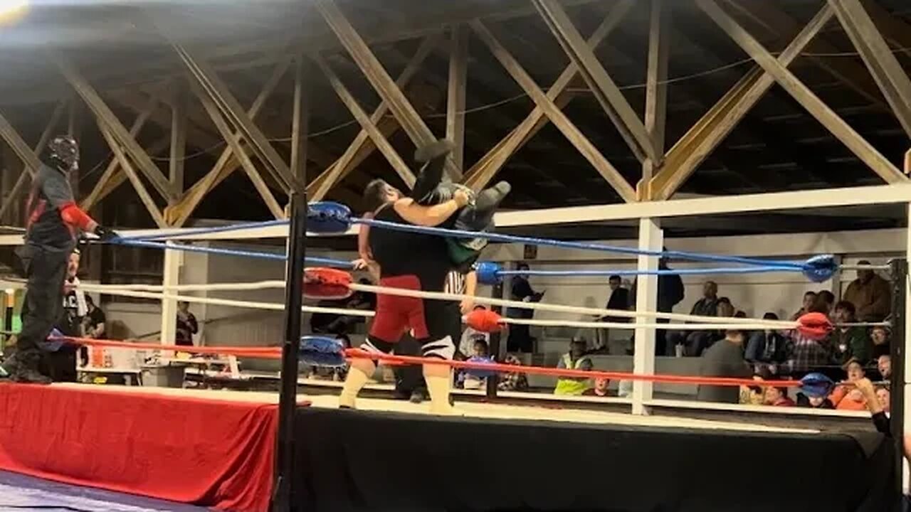 BIG CAT & NBK vs Eric Johnson & Rex Andrews (Farmington Fair. NAWA. FAN CAMERA)