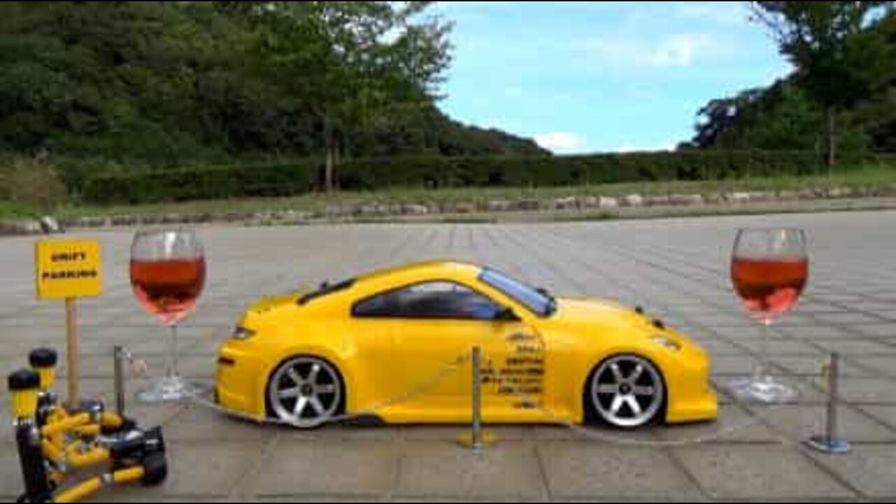 Seriously impressive remote control car skills