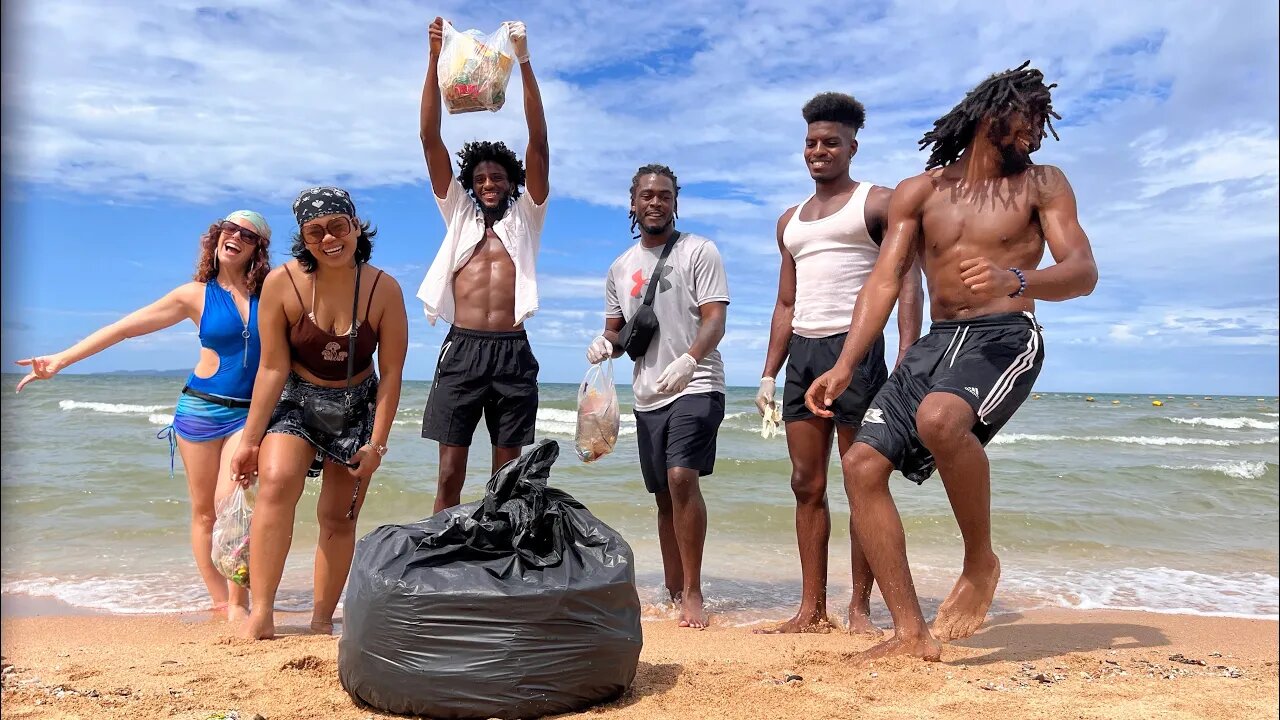 Pembersihan PANTAI Kumpulan Thailand!