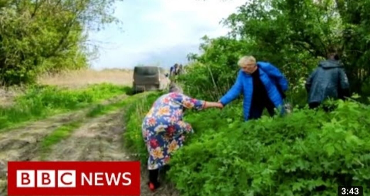 Risking capture by Russia to evacuate the vulnerable from Ukrainian front line