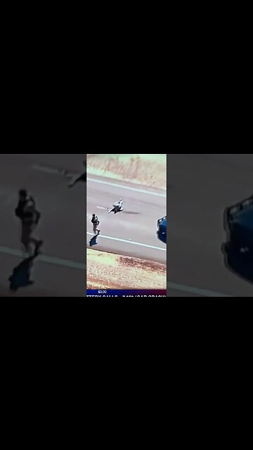 Guy Jumps Out Of Moving Police Car #police #policechase