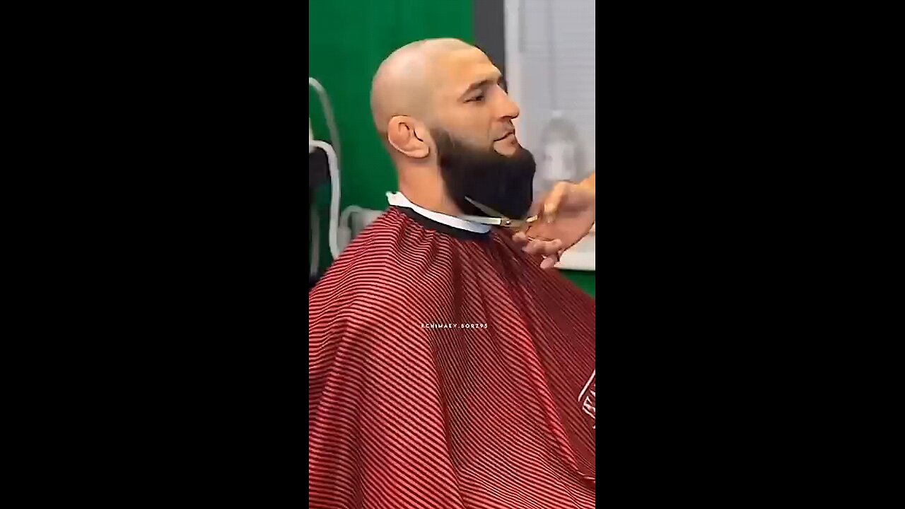 KHAMZAT CHEMAEV🐺 GETS HIS BEARD CUT