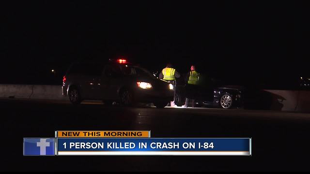 One killed in I-84 crash in Meridian