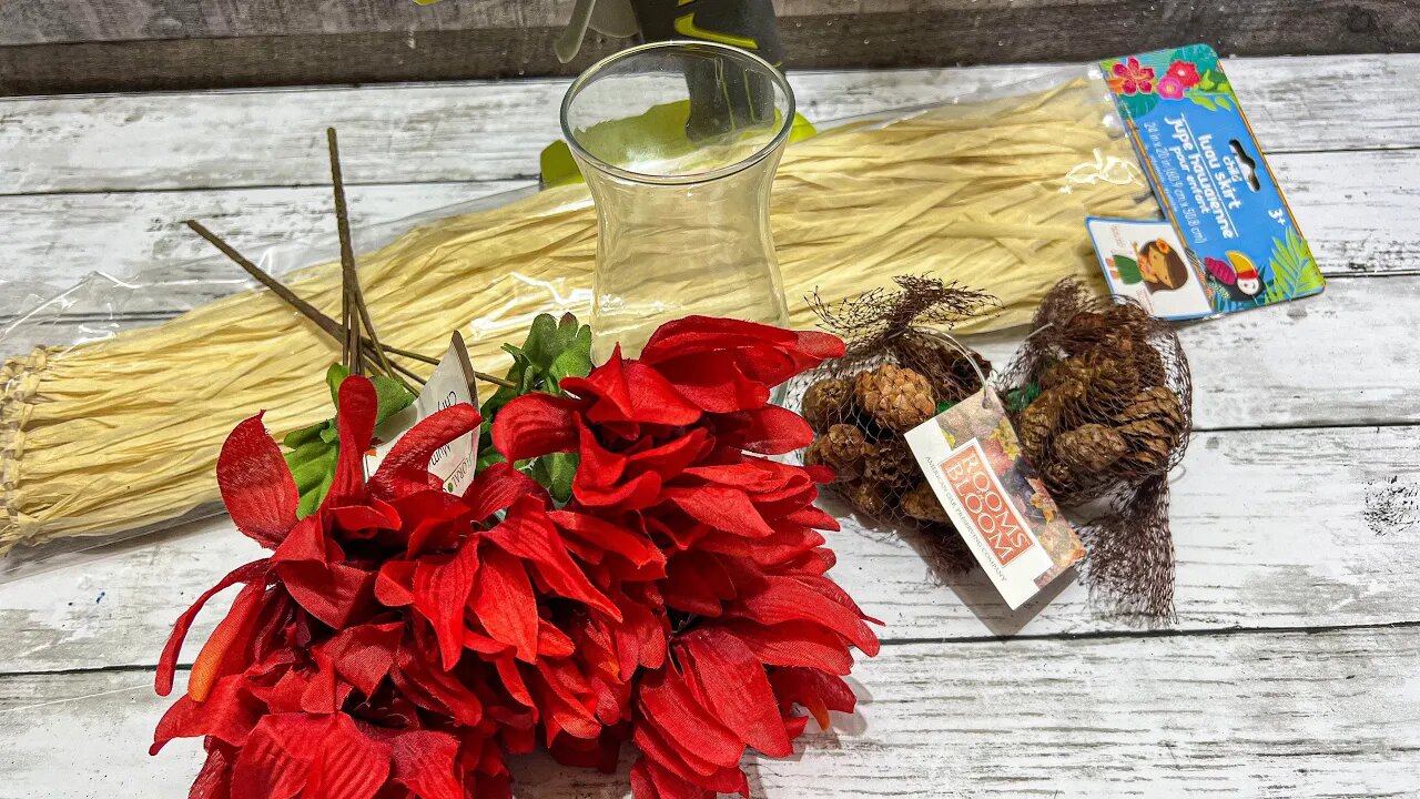 Decorative Fall Vase || Using Dollar Tree Grass Skirt [ 1 Easy DIY]