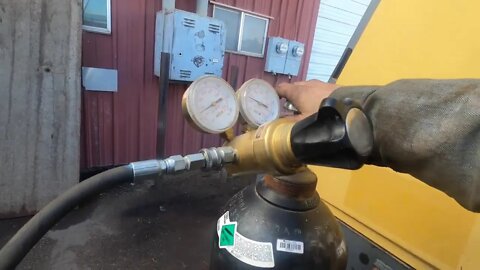 Charging Nitrogen accumulators.