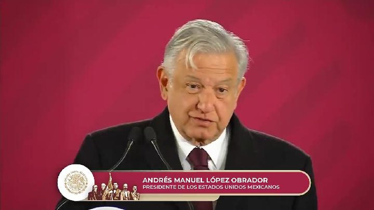 Presidente llama a evitar pánico en compra de combustibles. 01/09/2019