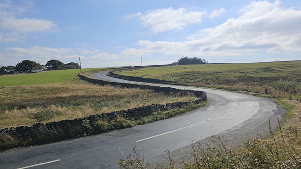 Walk from Greenfield, Manchester to Holmfirth, Yorkshire