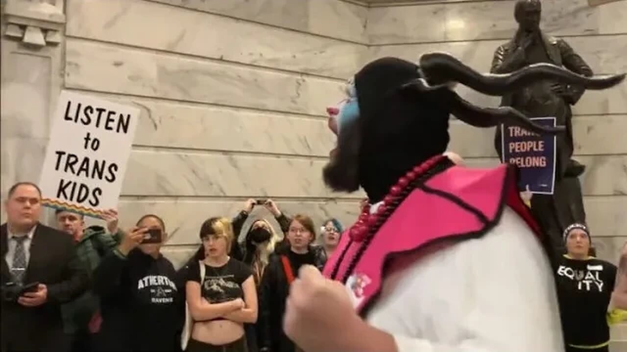 Breaking...Violent Insurrectionists Storm TN Capitol