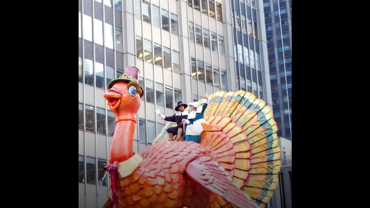 Thanksgiving Story: Why Do We Have to Denigrate An American Tradition