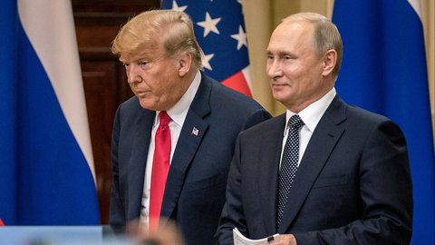 Trump Now 'Disagrees' With Putin Offer He First Called 'Incredible'